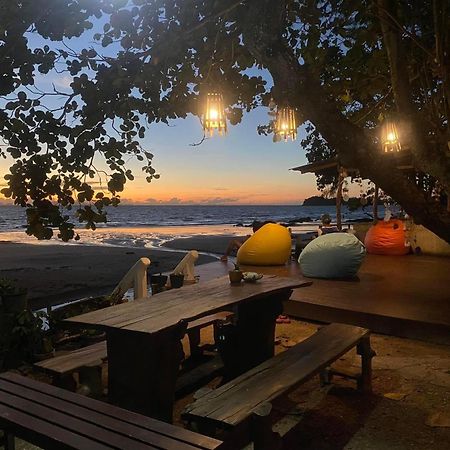 Coconut Lanta Resort @Klong Dow Beach Krabi town Buitenkant foto