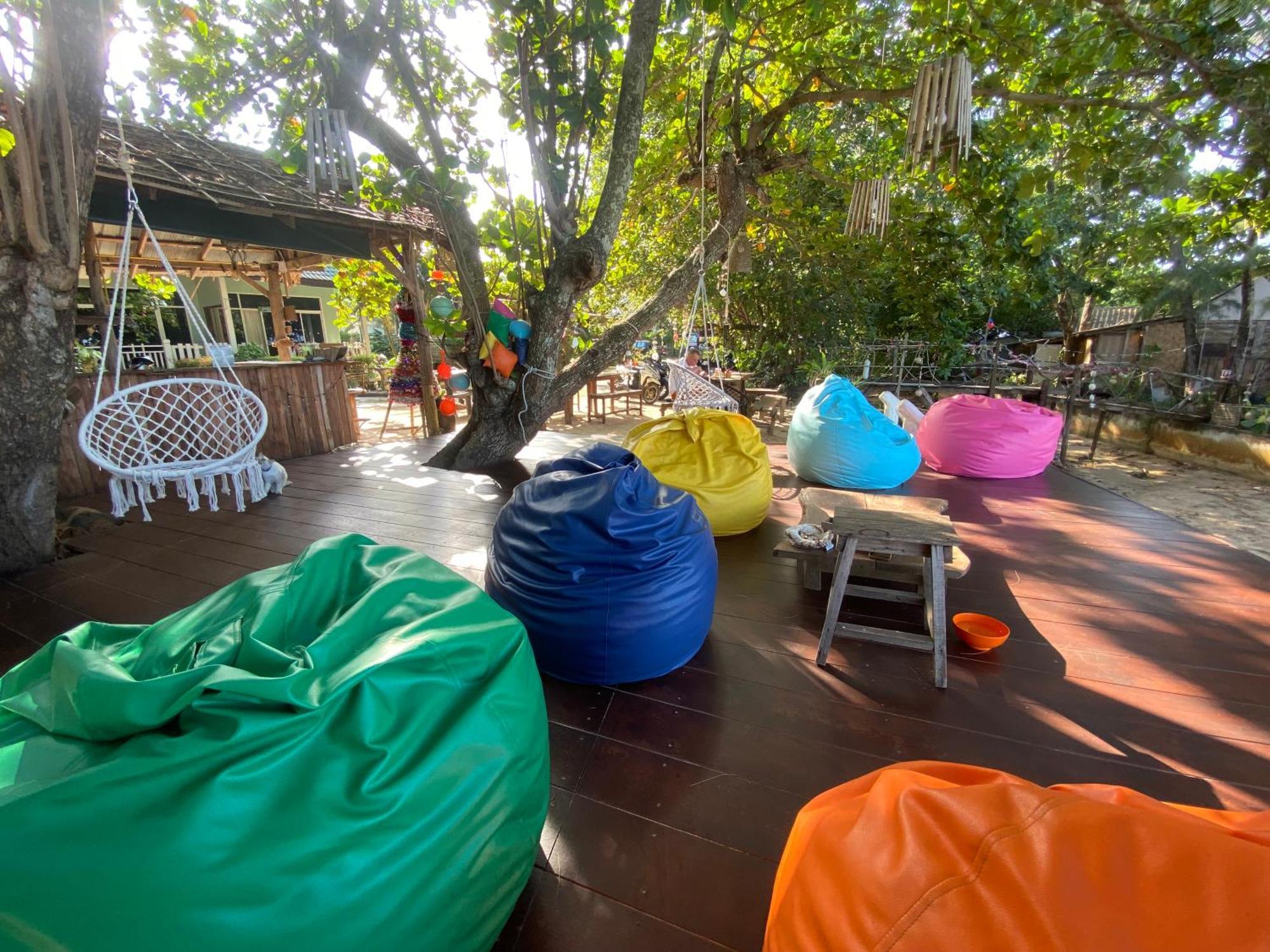Coconut Lanta Resort @Klong Dow Beach Krabi town Buitenkant foto