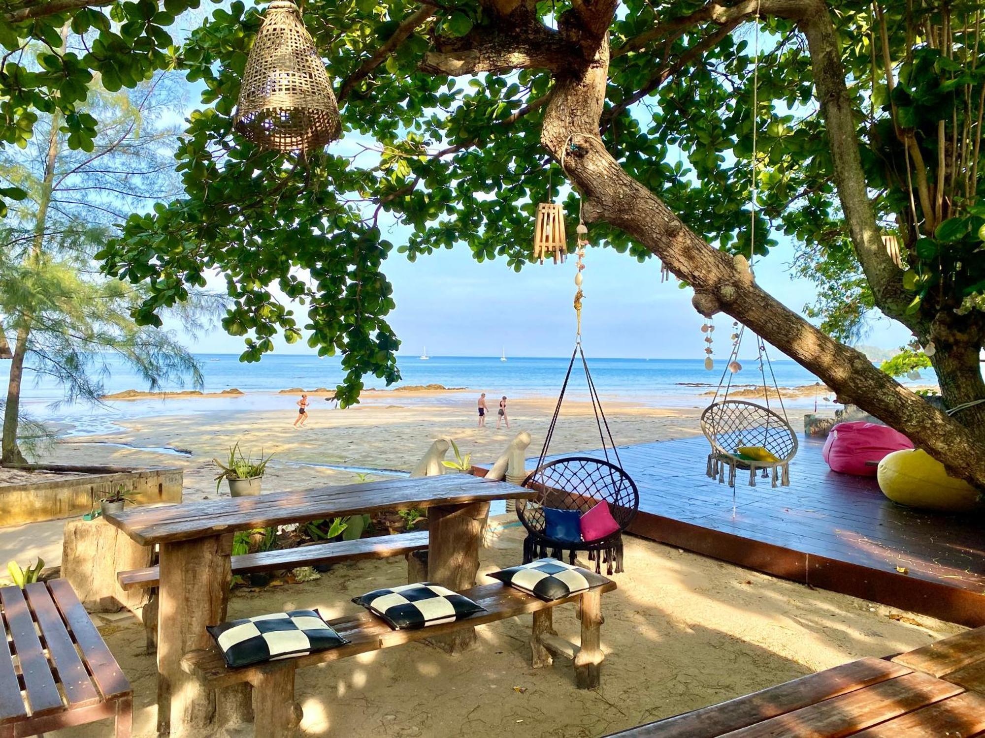 Coconut Lanta Resort @Klong Dow Beach Krabi town Buitenkant foto