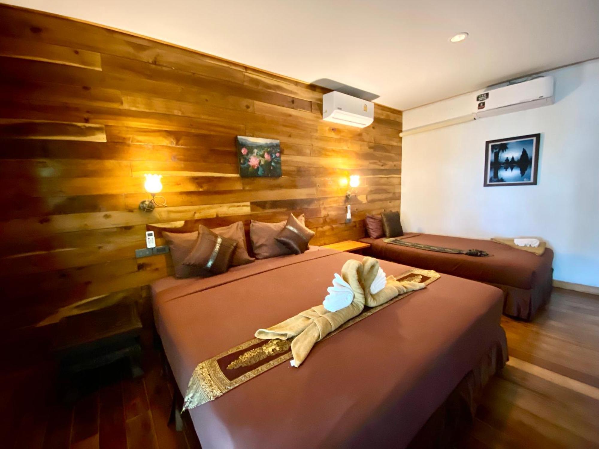 Coconut Lanta Resort @Klong Dow Beach Krabi town Buitenkant foto