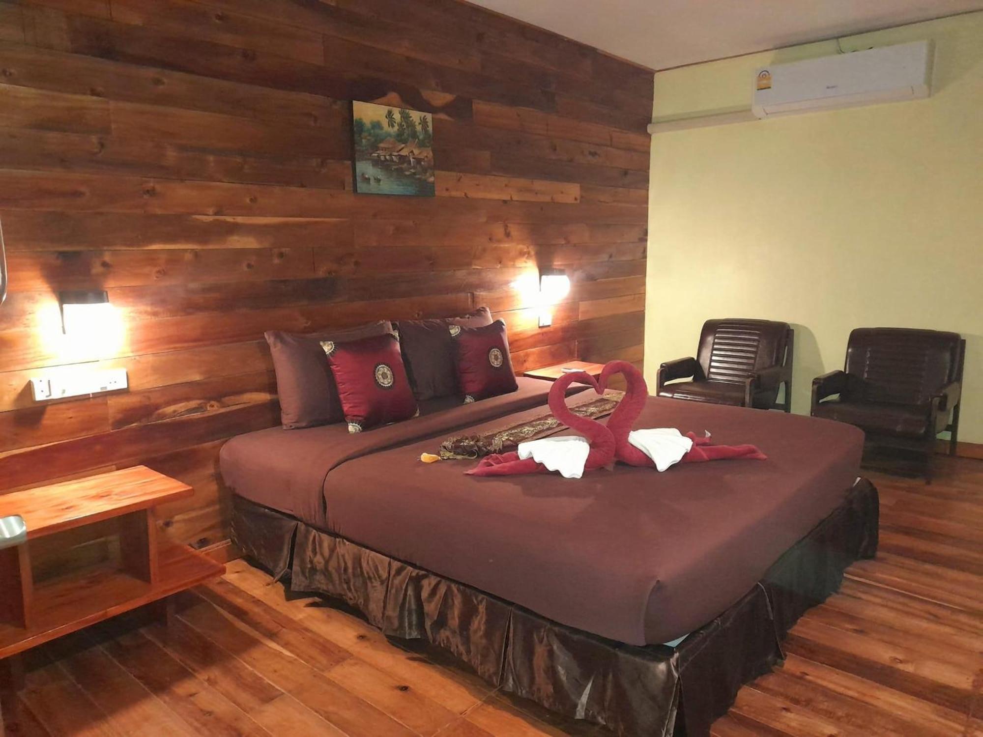 Coconut Lanta Resort @Klong Dow Beach Krabi town Buitenkant foto
