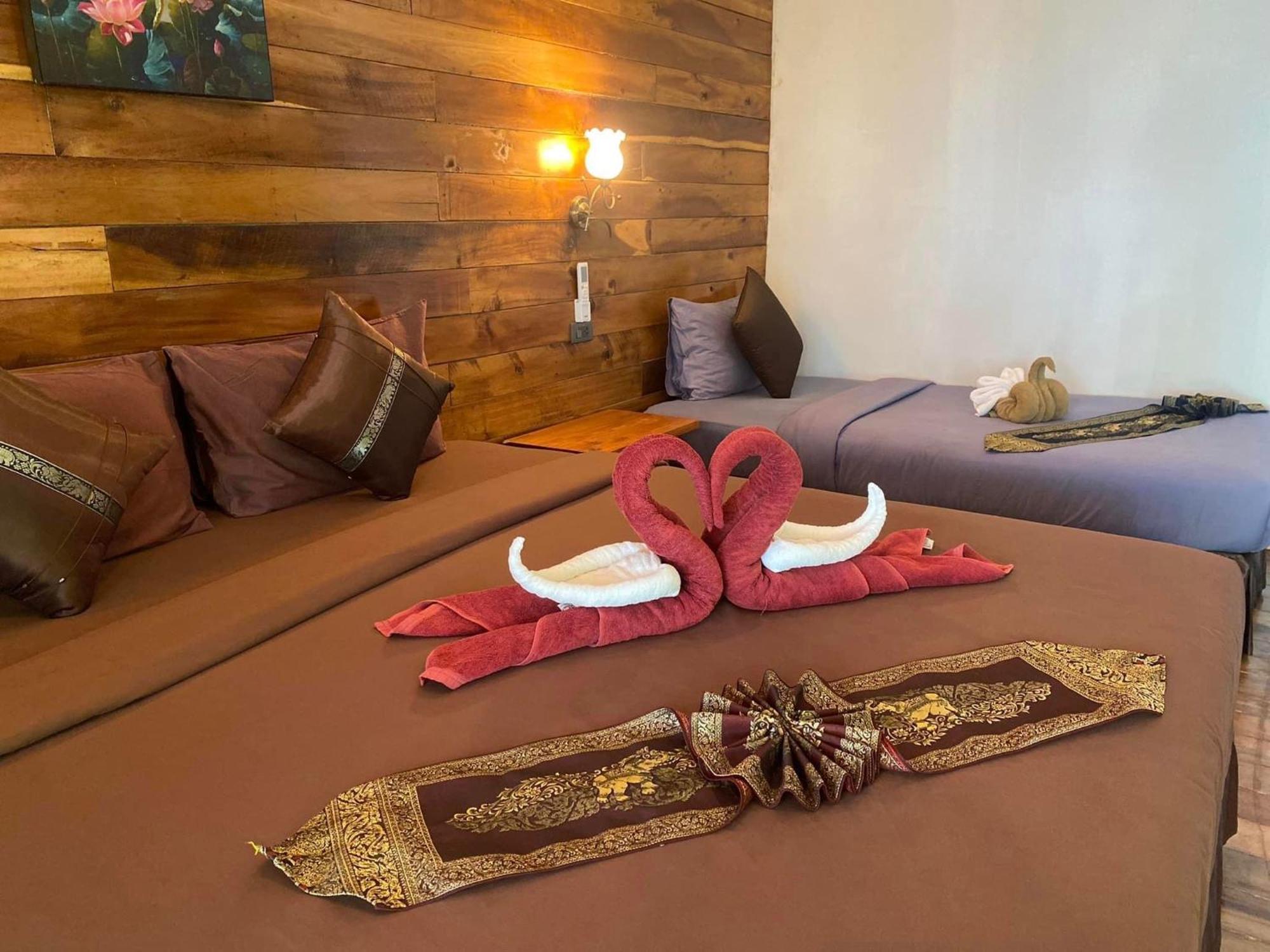 Coconut Lanta Resort @Klong Dow Beach Krabi town Buitenkant foto