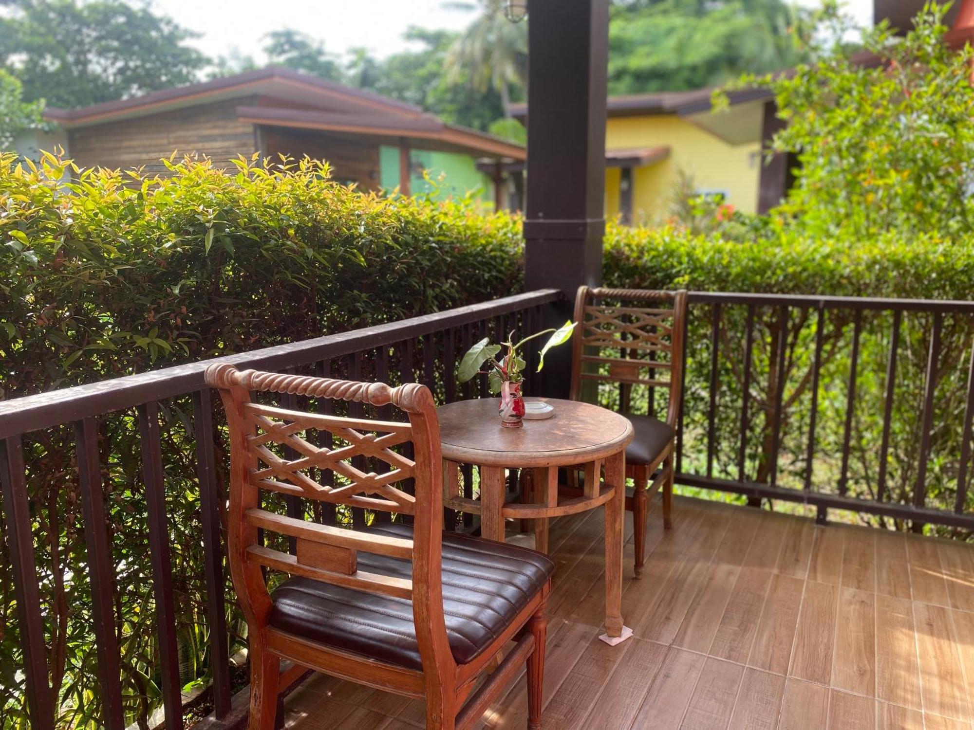 Coconut Lanta Resort @Klong Dow Beach Krabi town Buitenkant foto