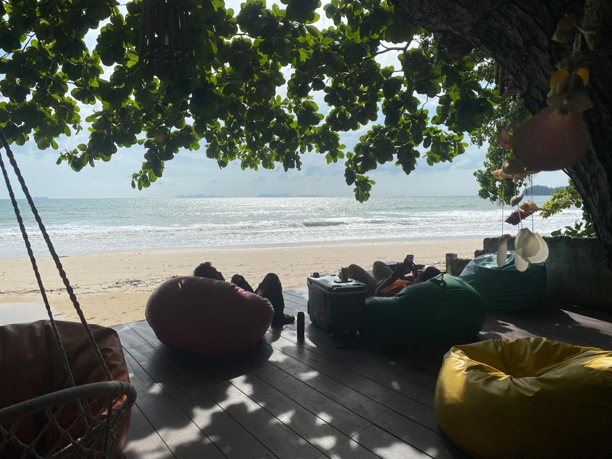 Coconut Lanta Resort @Klong Dow Beach Krabi town Buitenkant foto