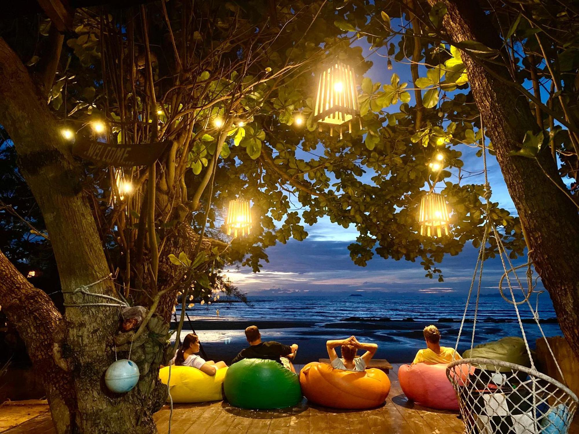 Coconut Lanta Resort @Klong Dow Beach Krabi town Buitenkant foto