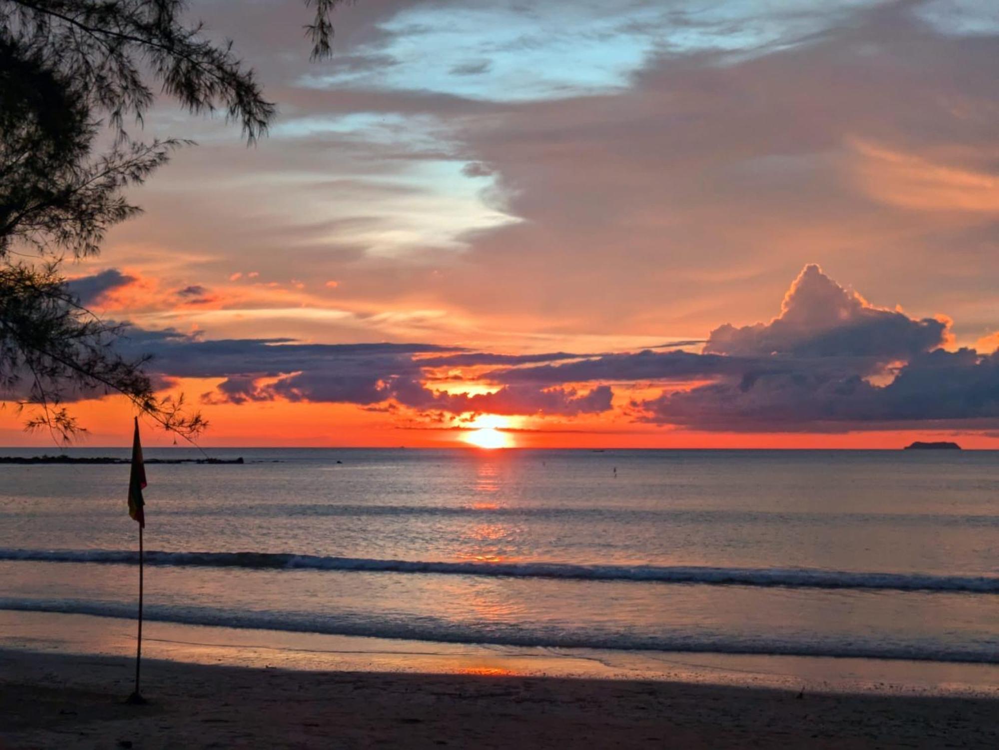 Coconut Lanta Resort @Klong Dow Beach Krabi town Buitenkant foto